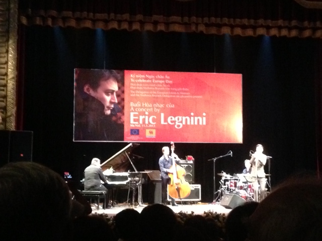 Ecric Legnini à Hanoi: concert couronné de succès!